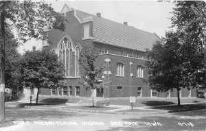 G27/ Red Oak Iowa RPPC Postcard c1950s First Presbyterian Church