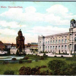 c1900s Vienna, Austria Maria Theresia Square Monument Palace Bldg. Postcard A83