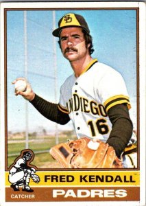 1976 Topps Football Card Fred Kendall San Diego Padres sk13490