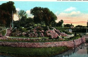 1940s NORFOLK NEBRASKA JOHNSON PARK ROCK GARDENS UNPOSTED LINEN POSTCARD 46-118