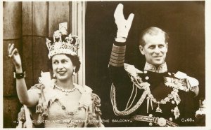 British royalty queen and duke wave from the balcony Postcard