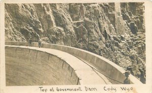 Postcard RPPC C-1910 Wyoming Cody Top of  Government Dam 23-2965