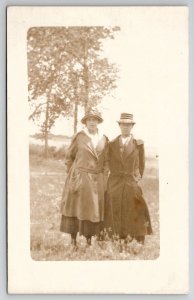 RPPC Two Young Ladies Cute Hats And Coats Long Pine Nebraska Family Postcard A33
