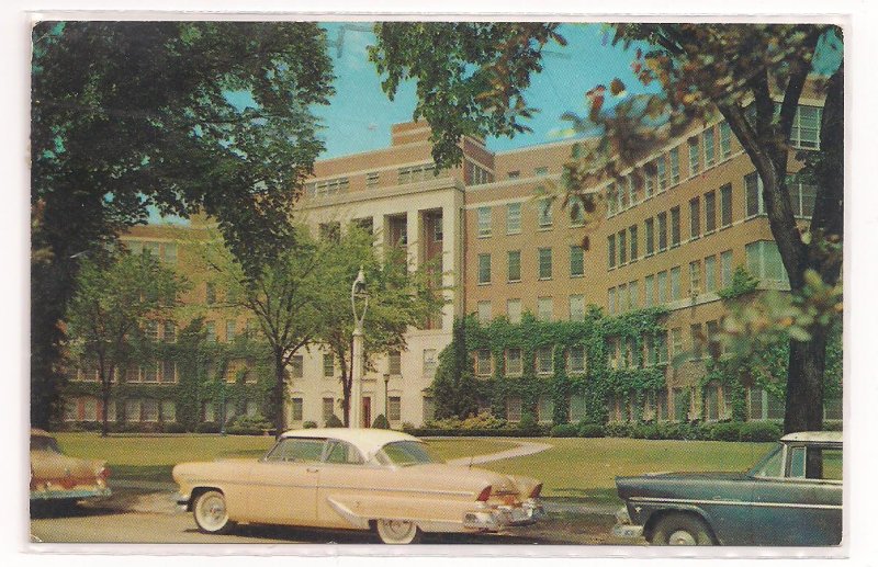 Rochester Medical School, Rochester, New York ! 1950's Car !