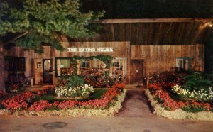 NH - North Conway. The Eating House at Cranmore Mountain