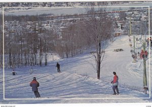 SHERBROOKE , Quebec , Canada , 1989 ; Skiing on Mont Bellevue