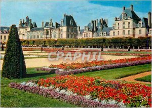 Modern Postcard Chateau of Fontainebleau (Seine et Marne) Park and Chateau Co...