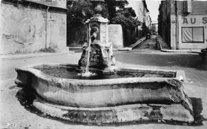 BR11985 Aix en provence La Fontain cours sextius  real photo  france