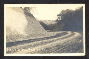 RPPC NEAR SIOUX RAPIDS IOWA ROAD SCENE VINTAGE REAL PHOTO POSTCARD AUDUBON IA