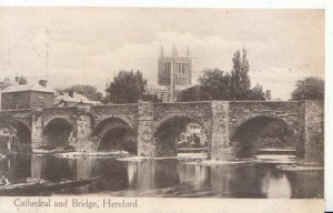 Herefordshire Postcard - Cathedral and Bridge - Hereford - Ref 4666A