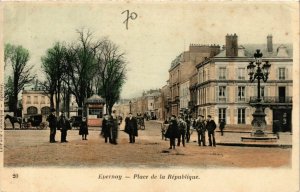 CPA ÉPERNAY Place de la République (864561)