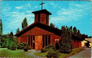Stowe, VT Vermont  BLESSED SACRAMENT CHURCH  Exterior Wood Paintings  Postcard