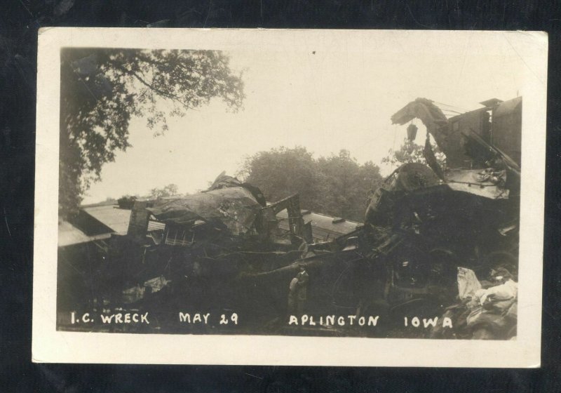 RPPC APLINGTON IOWA ILLINOIS CENTRAL RAILROAD TRAIN WRECK PHOTO POSTCARD