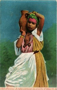 CPA AK Femme arabe portant sa cruche d'eau ALGERIE (812541)