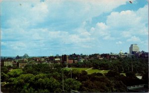 USA Skyline of Boston Massachusetts Chrome Postcard C025