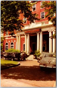 VINTAGE POSTCARD THE CHARLOTTETOWN HOTEL AT CHARLOTTETOWN PRINCE EDWARD ISLAND