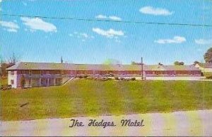 IN Greencastle Hedges Motel