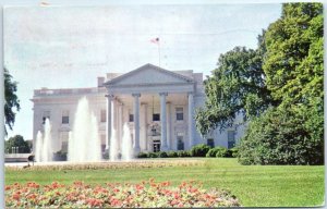 Postcard - The White House - Washington, District of Columbia