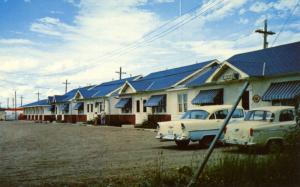 Blue Jay Motel ~ Red Deer, Alberts AB. Canada ~ Motels Cars Canadiana Postcard