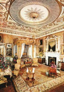 Bedfordshire England, Woburn Abbey Queen Victoria's State Bedroom, Postcard