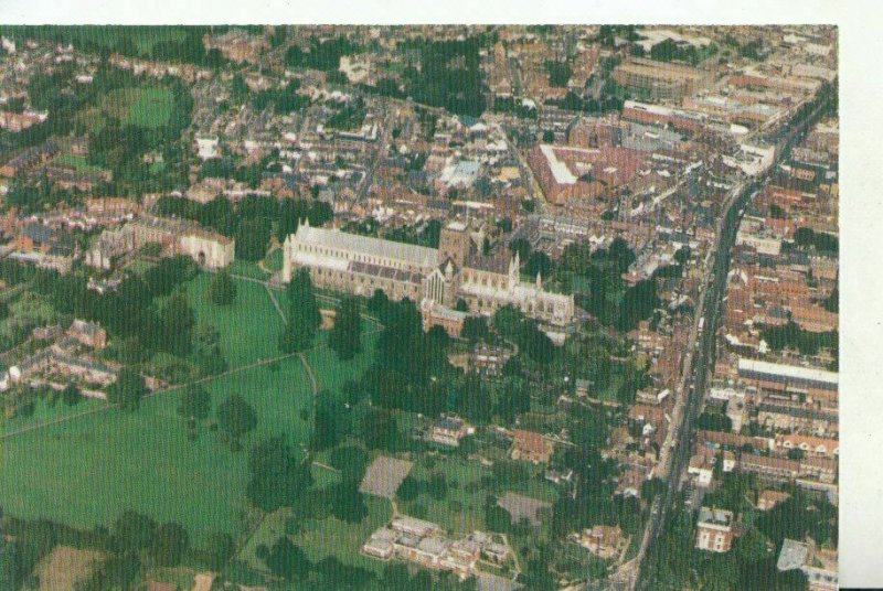 Hertfordshire Postcard - An Aerial View of St Albans - Ref TZ6579