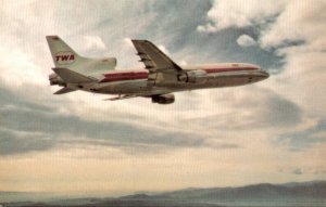 Airplane TWA L-1011