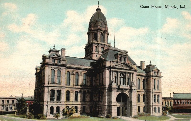 Vintage Postcard 1910's Courthouse Historic Building Landmark Muncie Indiana IN