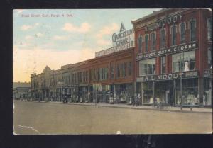 FARGO NORTH DAKOTA DOWNTOWN FRONT STREET SCENE VINTAGE POSTCARD STORES