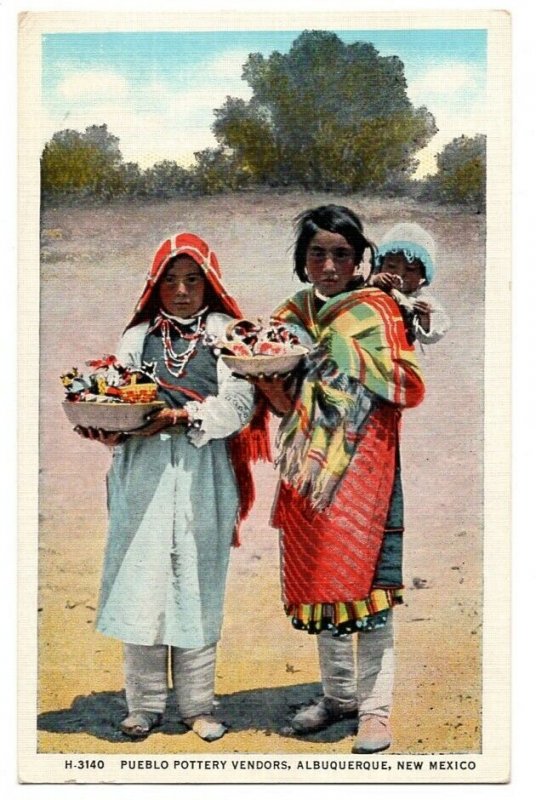 090520 Pueblo Pottery Vendors Native American Indian Postcard