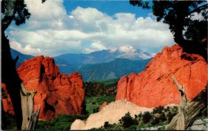 Vtg Pikes Peak Gateway to Garden of the Gods Colorado Springs CO Postcard