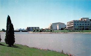 IL, Illinois  NORTHWESTERN UNIVERSITY Evanston Campus c1960's Chrome Postcard