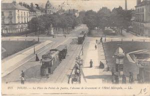 BR95369 tours la place du palais de justice tramway tram france