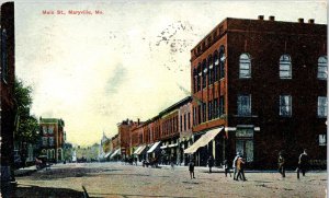 Maryville, Missouri - Walking downtown on Main Street - in 1910