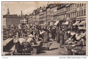 RP; Busy Street Scene, Kabenhavn, Fiskekoner ved Gammel Strand, Denmark, 10-20s