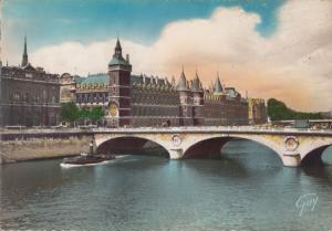 FRANCE PARIS, LA SEINE, LE PONT AU CHANGE ET LA PALAIS DE JUSTICE