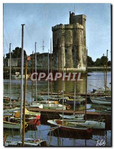 Modern Postcard La Rochelle A corner Basin Yachts and Tour Saint Nicolas