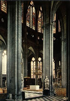 POSTAL 61610: Catedral de Tournai