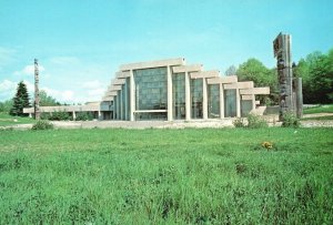 Postcard UBC Museum Of Anthropology Vancouver BC Canada Gemini Photo Pub