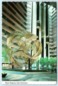 SAN FRANCISCO ~ Atrium & ECLIPSE Sculpture HYATT REGENCY 1977 ~ 4x6 Postcard