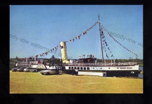 F2902 - NMSPCo. Paddle Steamer - Medway Queen - built 1924 - postcard