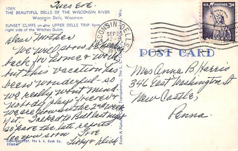 Sunset Cliff Upper Dells Trip - Wisconsin Dells, Wisconsin WI Postcard