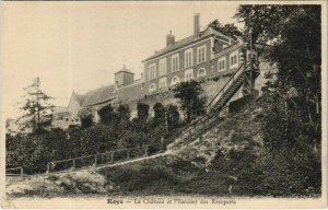 CPA ROYE Le Chateau et l'Escalier des Remparts (808014)