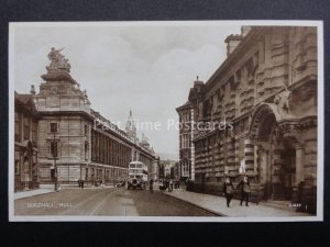 East Riding of Yorkshire HULL, THE GUILDHALL showing postman c1934 Postcard