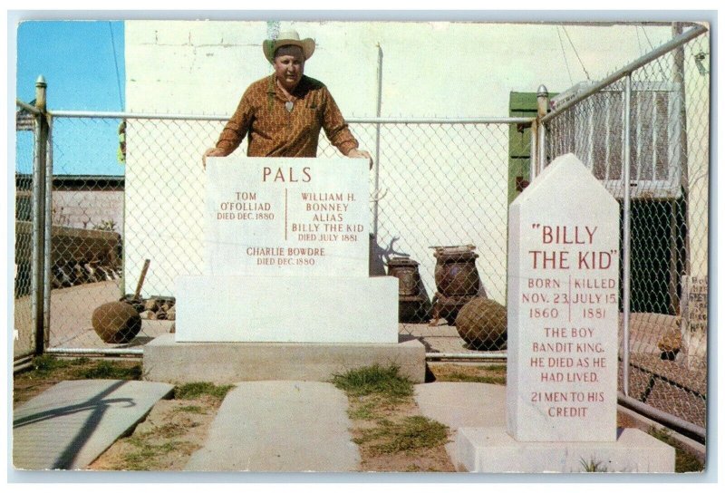 c1960 Billy The Kid Grave Tombstone Museum Sumner New Mexico NM Vintage Postcard