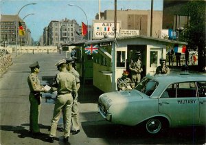 Postcard Allied Check Point Charlie Berlin Germany Frierichstrasse