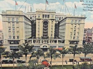 Postcard  U.S. Grant Hotel, showing Plaza Park, San Diego, CA