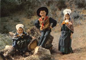 BR54062 Christine christophe Veronique child enfant Folklore auvergne france