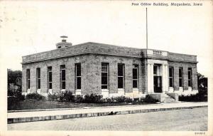 Maquoketa Iowa Post Office Building Street View Antique Postcard K10150 