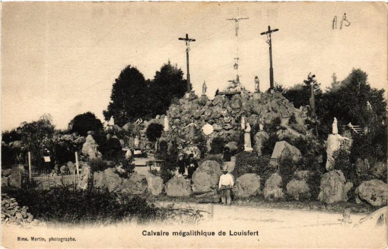 CPA Calvaire megalithique de Louisfert (587955)