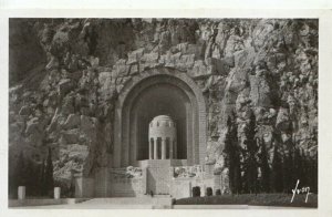 France Postcard - Nice - Le Monument Aux Morts - Ref TZ10463